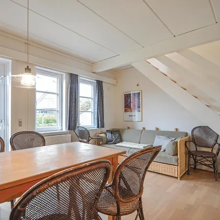 28 Apartment *